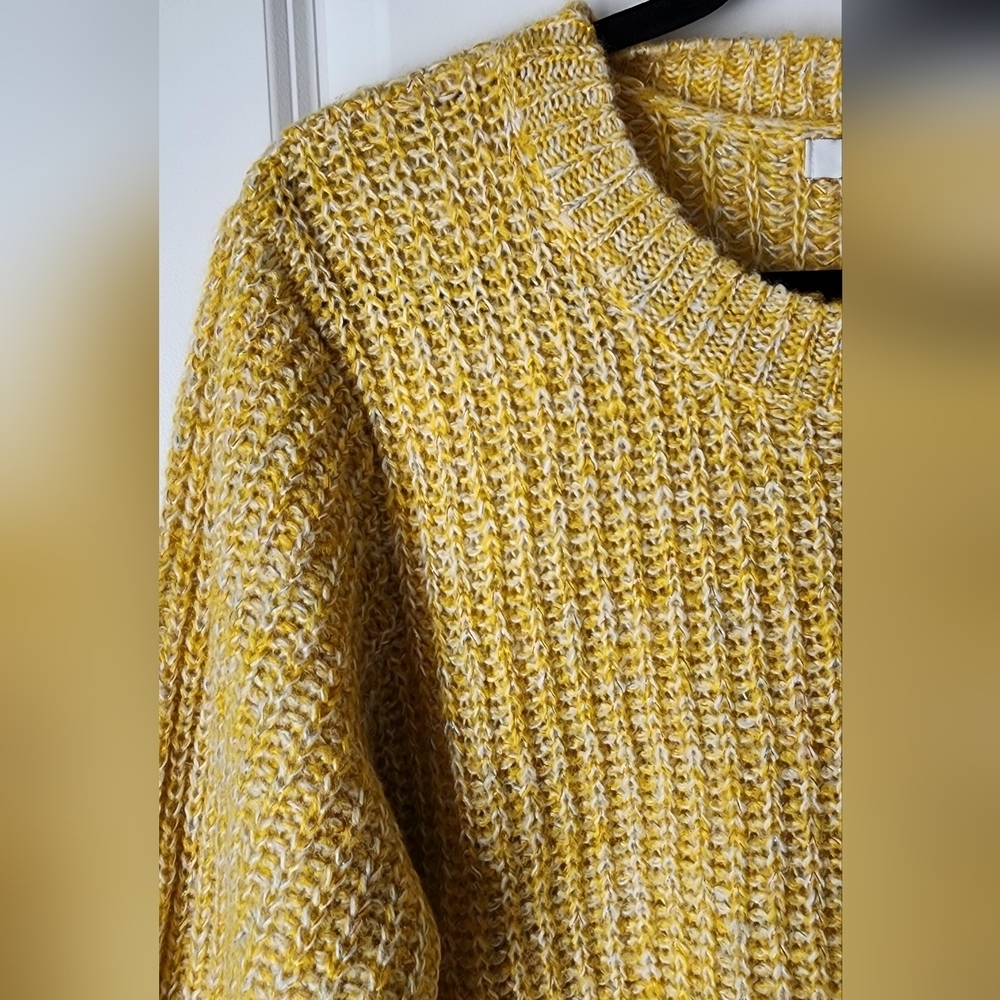 Kensie Yellow Metallic Knit Cozy Sweater Size XL - Picture 3 of 9